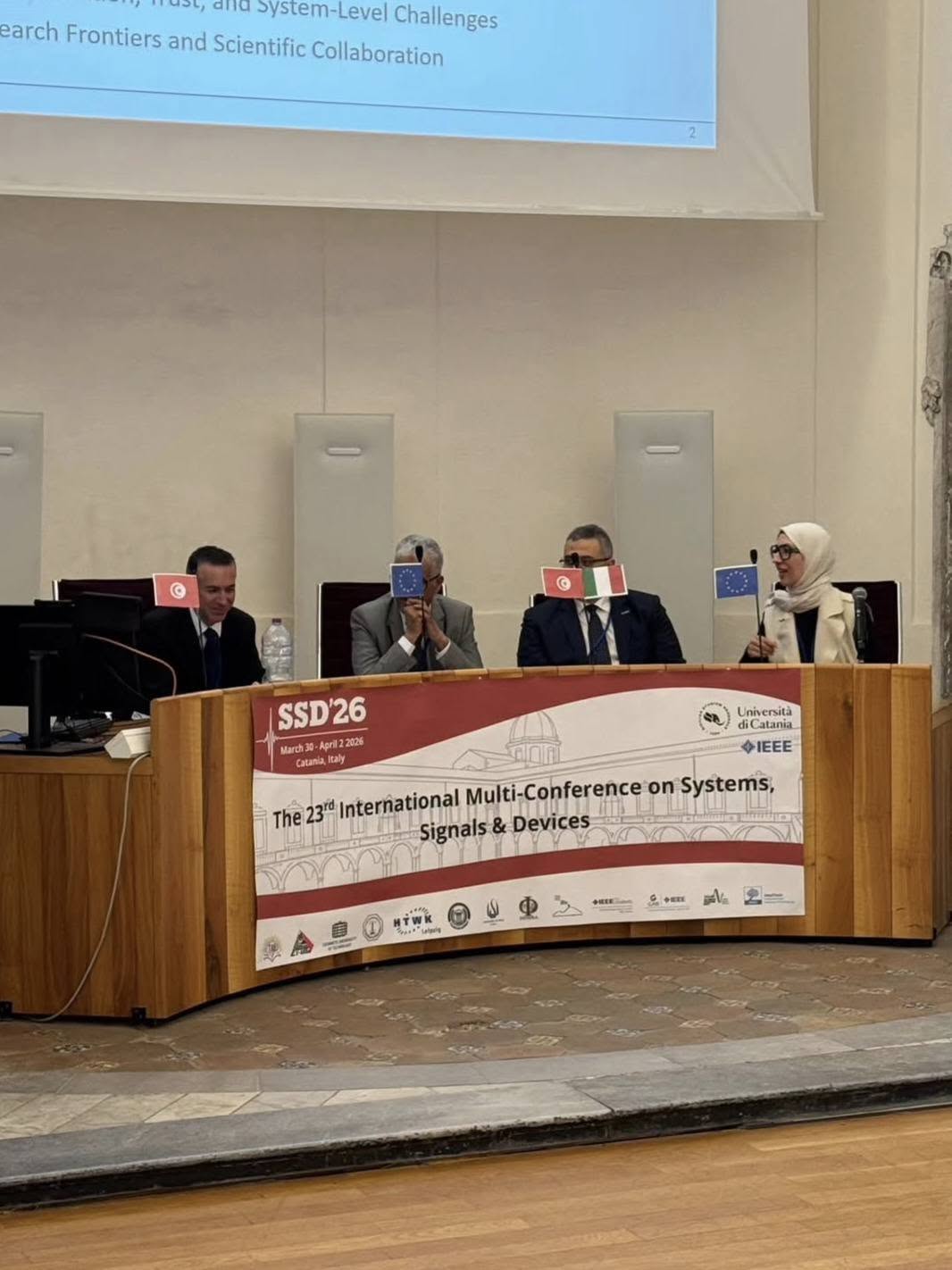 Image de la table ronde des membres de FLOTTANT lors de la conférence SSD'26 qui s'est tenue à Catane du 30 mars au 2 avril 2026.